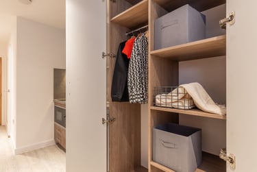 Bronze Plus Studio at Glassworks, St Thomas Street, City Centre, Bristol, BS16AE - Image 3